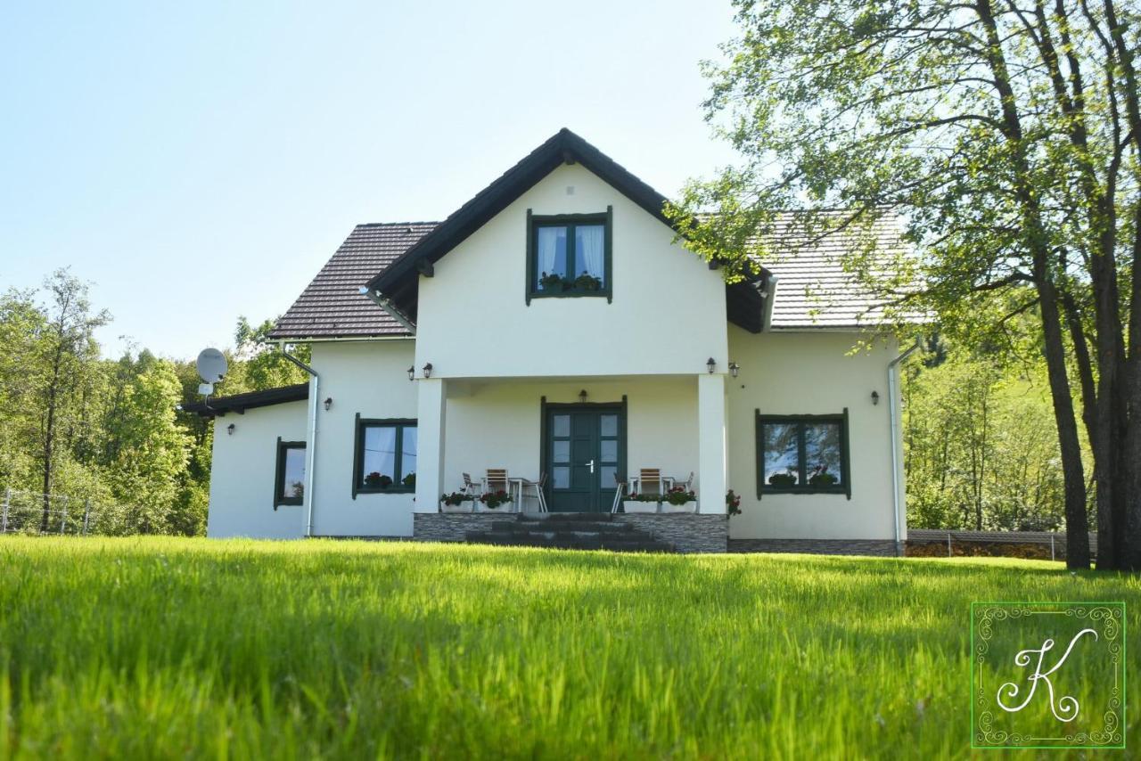 Kadarhaz Bed & Breakfast Vlahita Ngoại thất bức ảnh